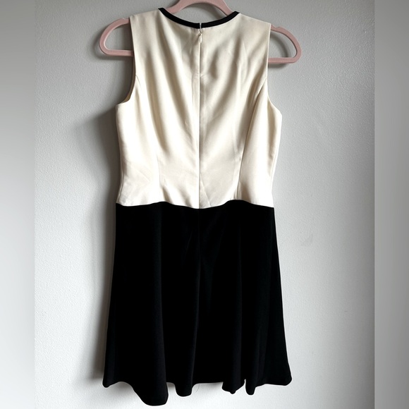 Like new royal Dress cream/ black Ralph Lauren, size 6 - Picture 4 of 9